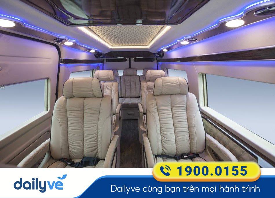 noi-that-xe-ghe-limousine-9-cho-cua-nha-xe-nhat-doan