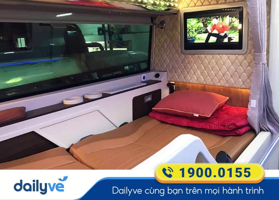 xe-limousine-22-phong-cua-nha-xe-cuc-tu-limousine Tiện ích hiện đại xe Limousine 22 phòng của nhà xe Cúc Tư Limousine