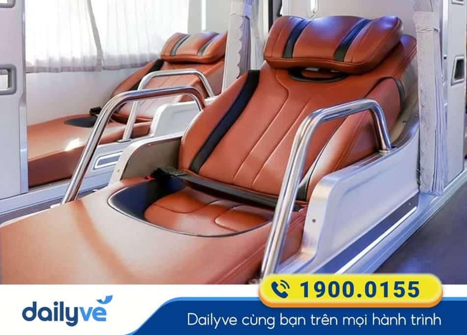 dong-xe-limousine-32-phong-cua-nha-xe-phuoc-thien
