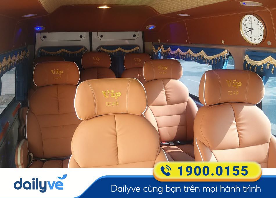 xe-ghe-ngoi-limousine-9-cho-cua-nha-xe-vinh-quang-limousine