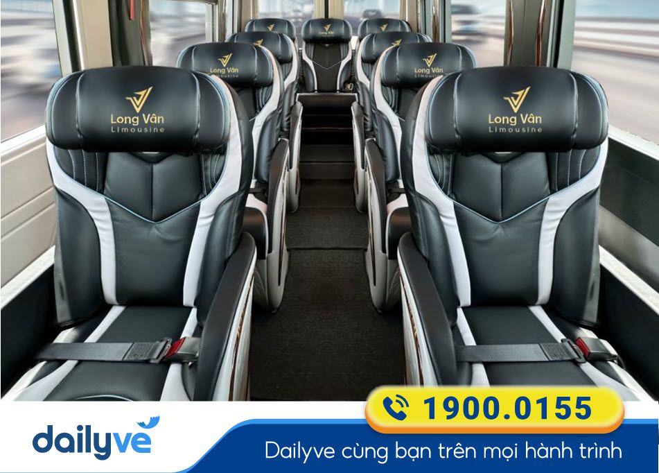 xe-limousine-11-cho-cua-xe-long-van-limousine-di-da-lat