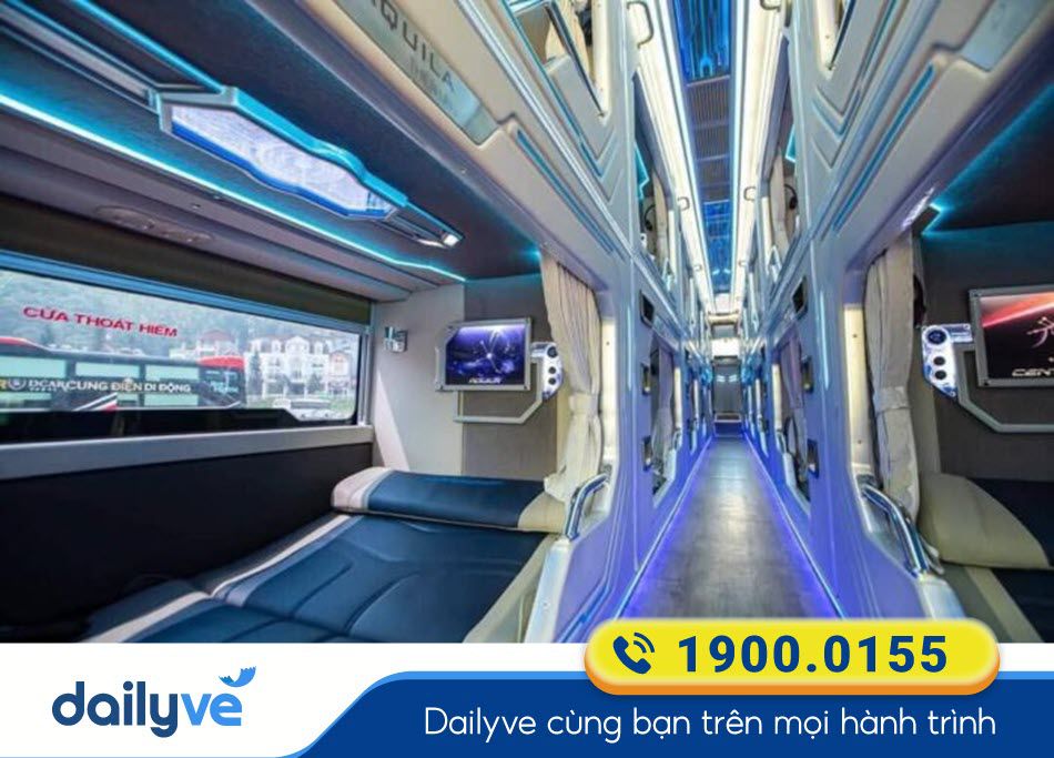xe-giuong-nam-limousine-22-phong-cua-nha-xe-bay-tau