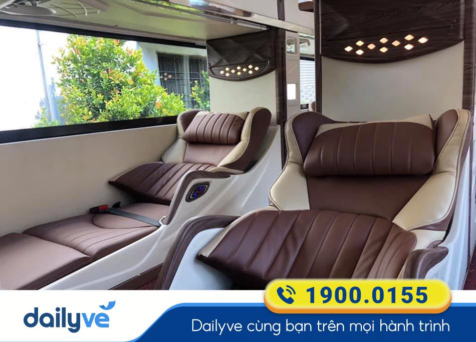 xe-giuong-nam-limousine-32-phong-cua-nha-xe-son-ha