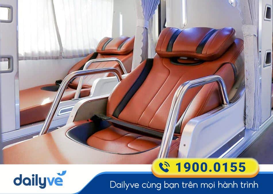 xe-limousine-32-phong-cua-nha-xe-minh-duc-hue